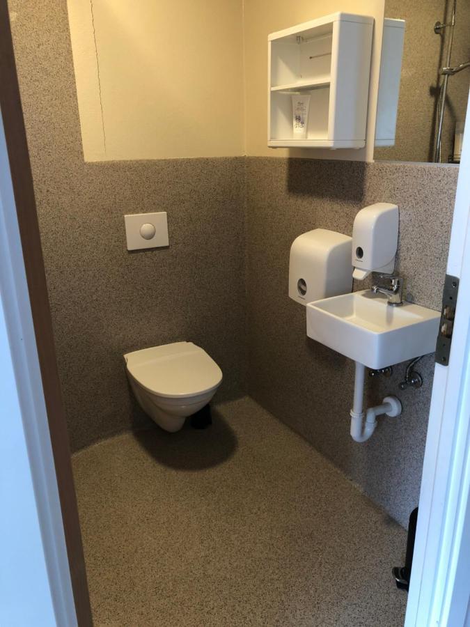 Þverhamar Hostel Breiddalsvik Room photo